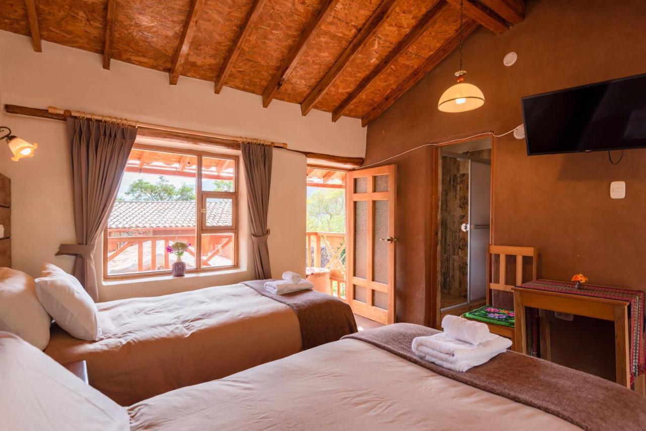 Unuwasi Hotel & Villa Calca Bagian luar foto